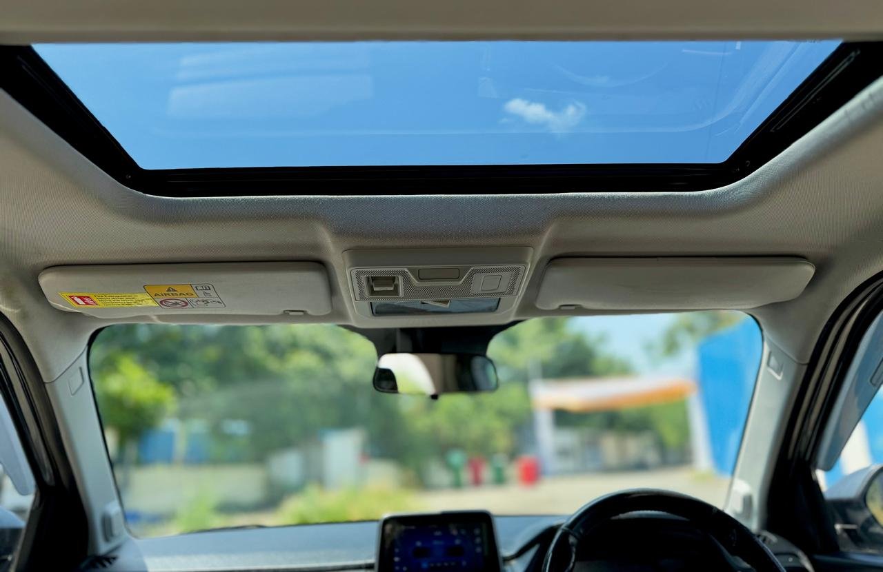 Punch Petrol CNG Sunroof